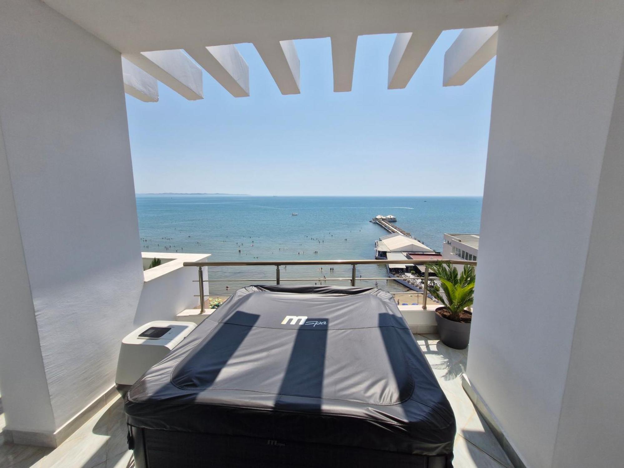 Luxury Penthouse Villa Durres Exterior photo